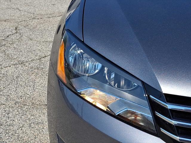 2015 Volkswagen Passat 1.8T Limited Edition