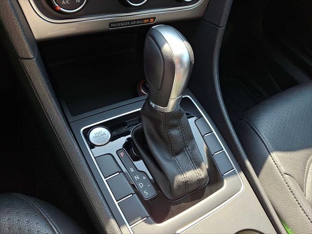 2015 Volkswagen Passat 1.8T Limited Edition