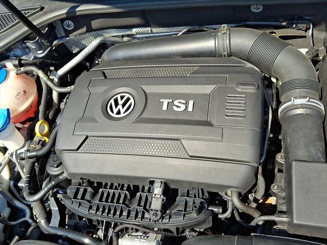 2015 Volkswagen Passat 1.8T Limited Edition
