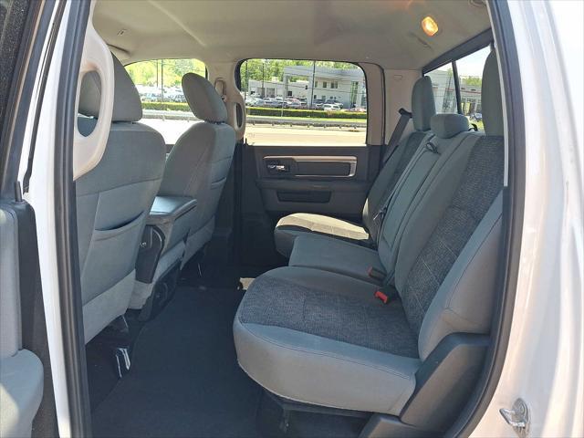 2019 Ram 1500 Classic SLT Crew Cab 4x4 6'4" Box
