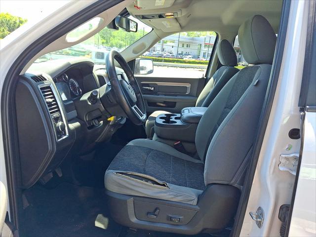 2019 Ram 1500 Classic SLT Crew Cab 4x4 6'4" Box