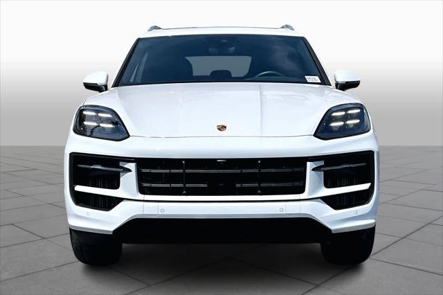 2025 Porsche Cayenne AWD