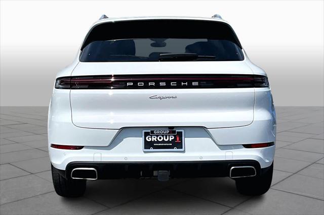 2025 Porsche Cayenne AWD