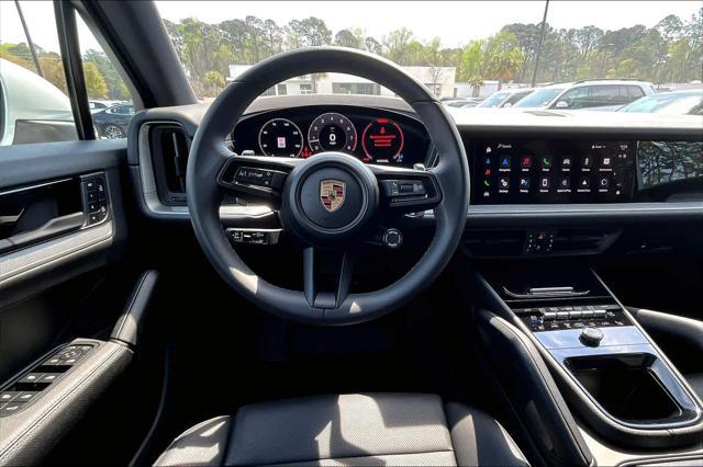 2025 Porsche Cayenne AWD
