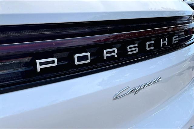 2025 Porsche Cayenne AWD