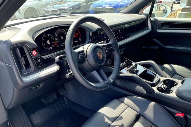 2025 Porsche Cayenne AWD