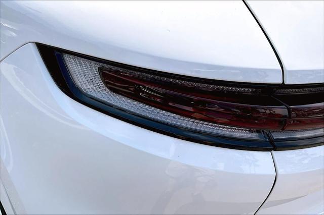 2025 Porsche Cayenne AWD
