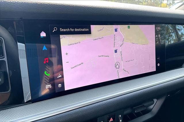 2025 Porsche Cayenne AWD