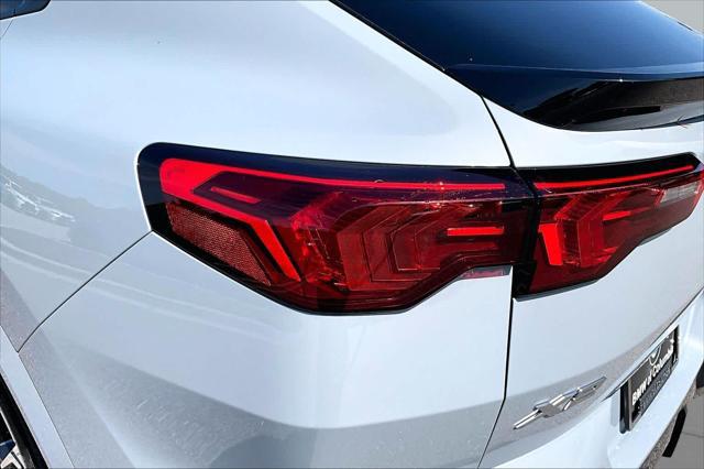 2025 BMW X2 xDrive28i
