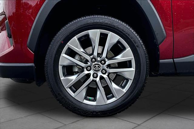 2022 Toyota RAV4 XLE Premium