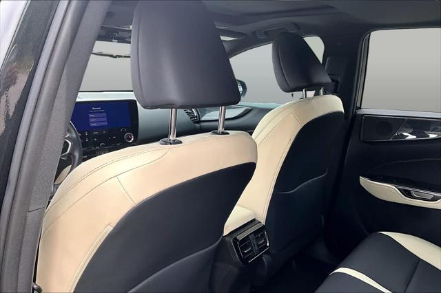 2023 Lexus NX 350h Premium