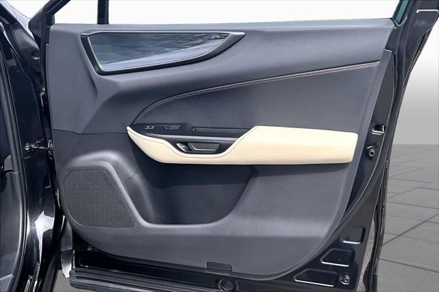 2023 Lexus NX 350h Premium