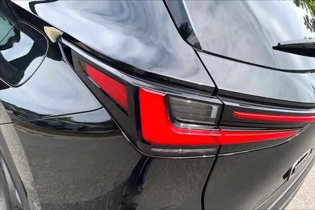 2023 Lexus NX 350h Premium