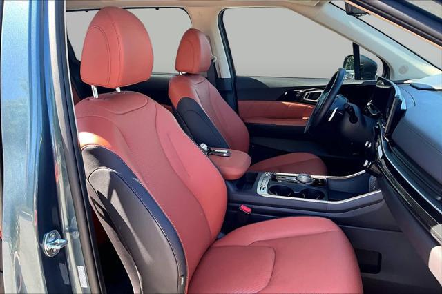 2025 Kia Carnival MPV SX Prestige