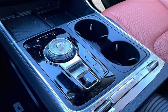 2025 Kia Carnival MPV SX Prestige