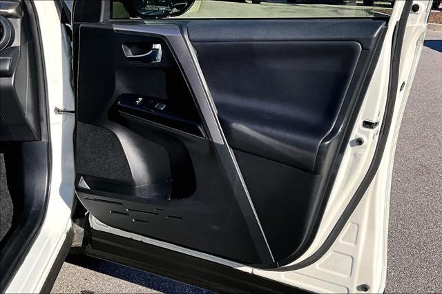 2017 Toyota RAV4 Hybrid Limited