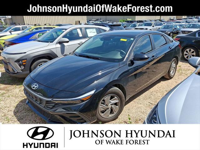 2025 Hyundai Elantra SE