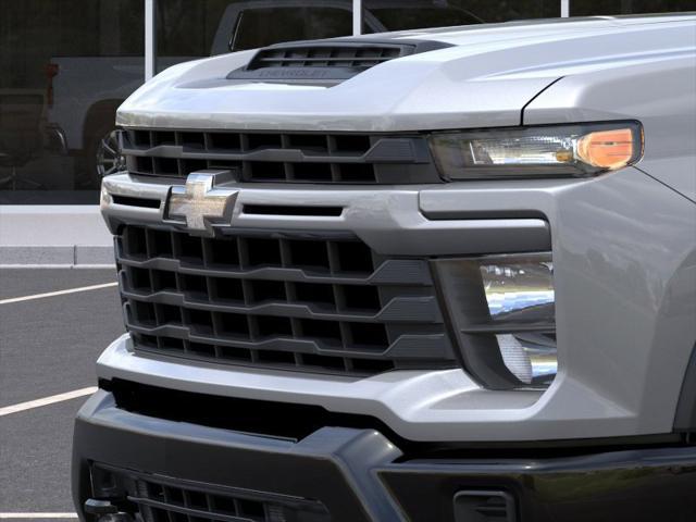 2024 Chevrolet Silverado 2500HD 4WD Crew Cab Standard Bed Custom