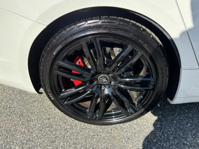 2023 Maserati Ghibli Modena Q4