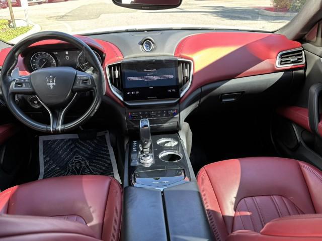 2023 Maserati Ghibli Modena Q4