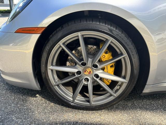 2022 Porsche 911 Carrera ~ SPORT CHRONO PACKAGE !!!