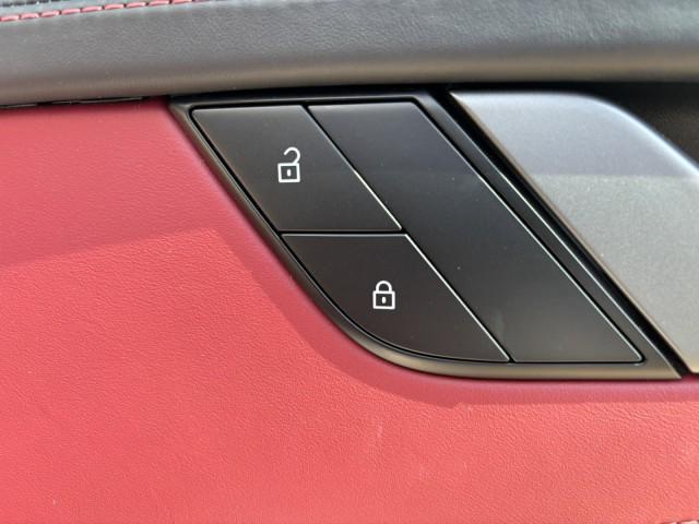 2022 Porsche 911 Carrera ~ SPORT CHRONO PACKAGE !!!