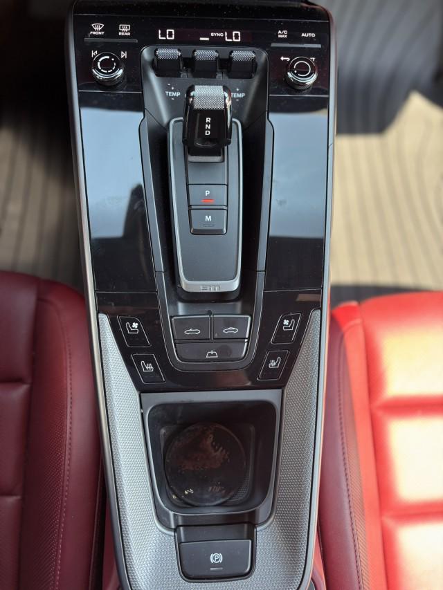 2022 Porsche 911 Carrera ~ SPORT CHRONO PACKAGE !!!