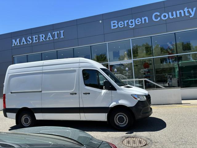 2022 Mercedes-Benz Sprinter 2500 Standard Roof V6