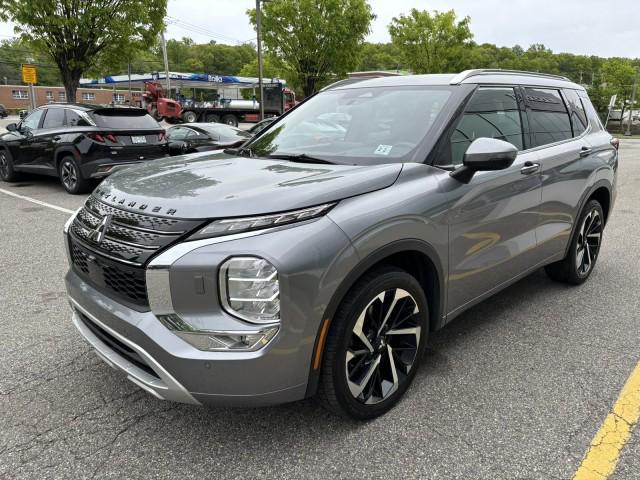 2022 Mitsubishi Outlander SEL ~ Touring Package !! Heads-Up Display !!! Bose Premium Sound !!