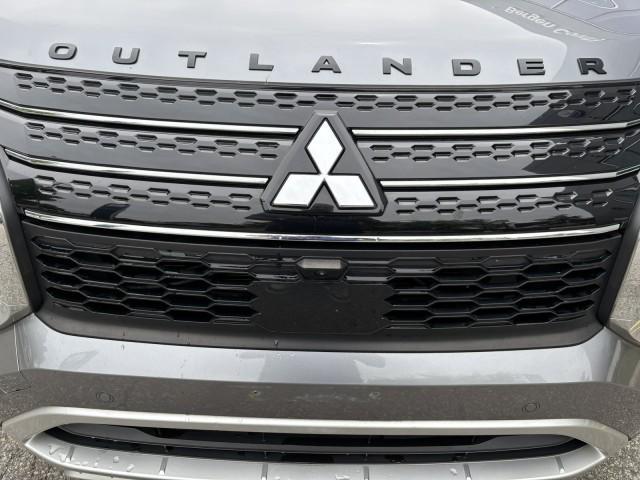 2022 Mitsubishi Outlander SEL ~ Touring Package !! Heads-Up Display !!! Bose Premium Sound !!