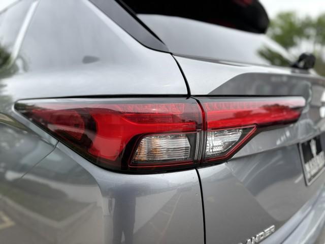 2022 Mitsubishi Outlander SEL ~ Touring Package !! Heads-Up Display !!! Bose Premium Sound !!