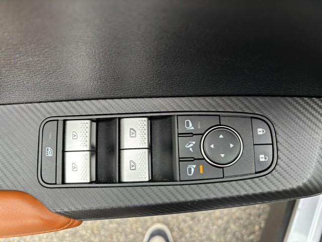 2022 Mitsubishi Outlander SEL ~ Touring Package !! Heads-Up Display !!! Bose Premium Sound !!