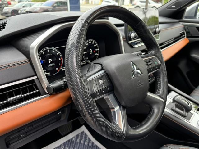 2022 Mitsubishi Outlander SEL ~ Touring Package !! Heads-Up Display !!! Bose Premium Sound !!