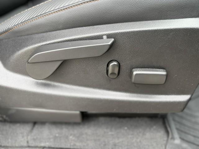 2021 GMC Canyon 4WD Crew Cab Short Box AT4 - Leather