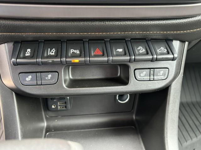 2021 GMC Canyon 4WD Crew Cab Short Box AT4 - Leather