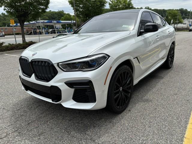 2023 BMW X6 xDrive40i