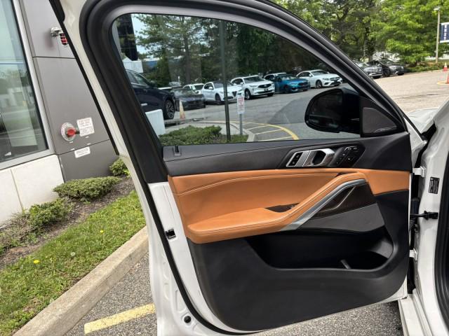 2023 BMW X6 xDrive40i