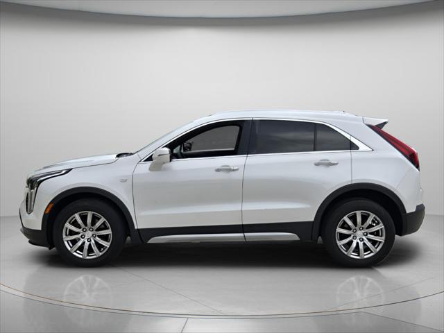 2022 Cadillac XT4 FWD Premium Luxury