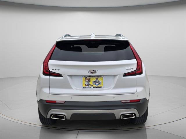 2022 Cadillac XT4 FWD Premium Luxury