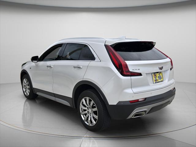 2022 Cadillac XT4 FWD Premium Luxury