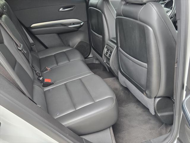2022 Cadillac XT4 FWD Premium Luxury
