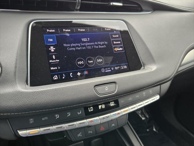 2022 Cadillac XT4 FWD Premium Luxury