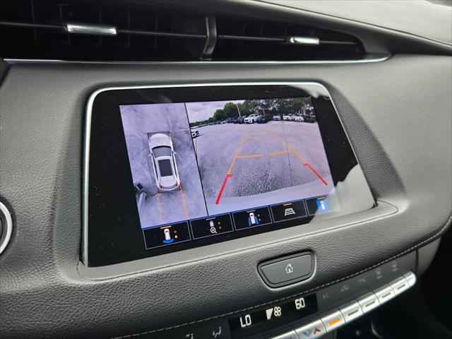 2022 Cadillac XT4 FWD Premium Luxury