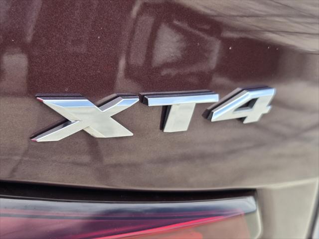 2023 Cadillac XT4 FWD Premium Luxury