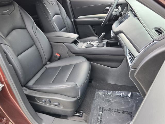 2023 Cadillac XT4 FWD Premium Luxury