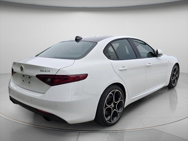 2022 Alfa Romeo Giulia Ti RWD