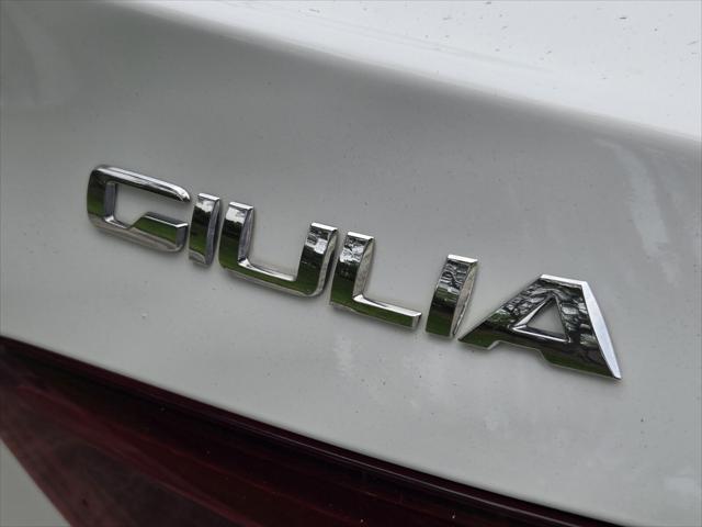 2022 Alfa Romeo Giulia Ti RWD