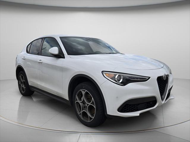 2023 Alfa Romeo Stelvio Sprint RWD