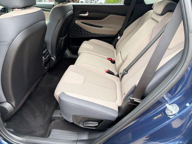 2023 Hyundai Santa Fe SE