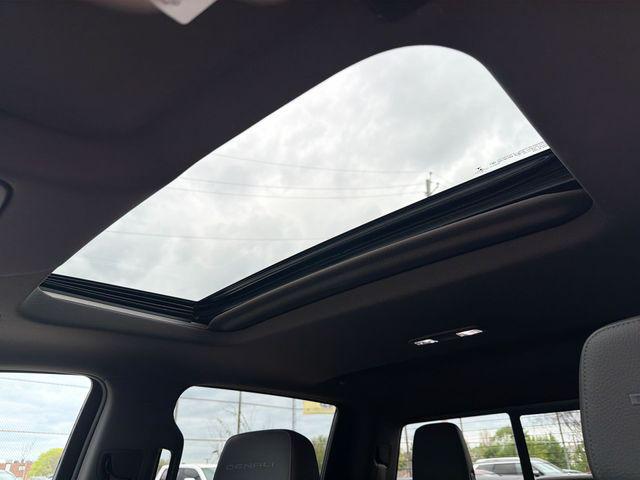 2020 GMC Sierra 1500 4WD Crew Cab Short Box Denali